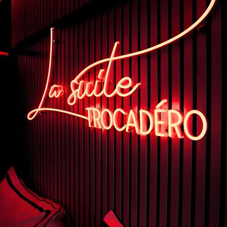 La Trocadero - Jacuzzi Privatif