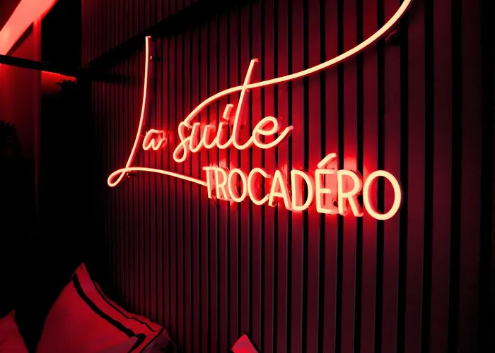 La Trocadero - Jacuzzi Privatif