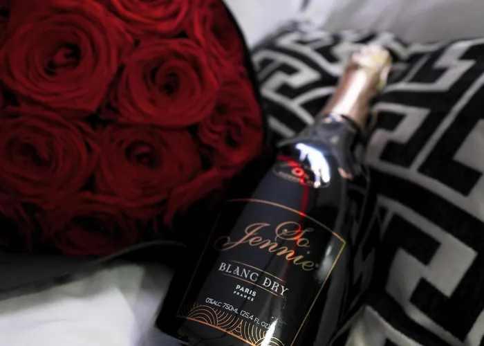 La Trocadero - Jacuzzi Privatif *